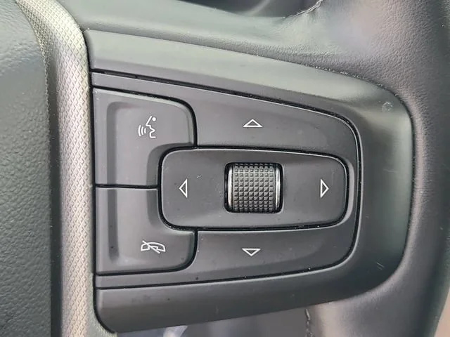 Used 2024 Onyx Black GMC Denali image 26