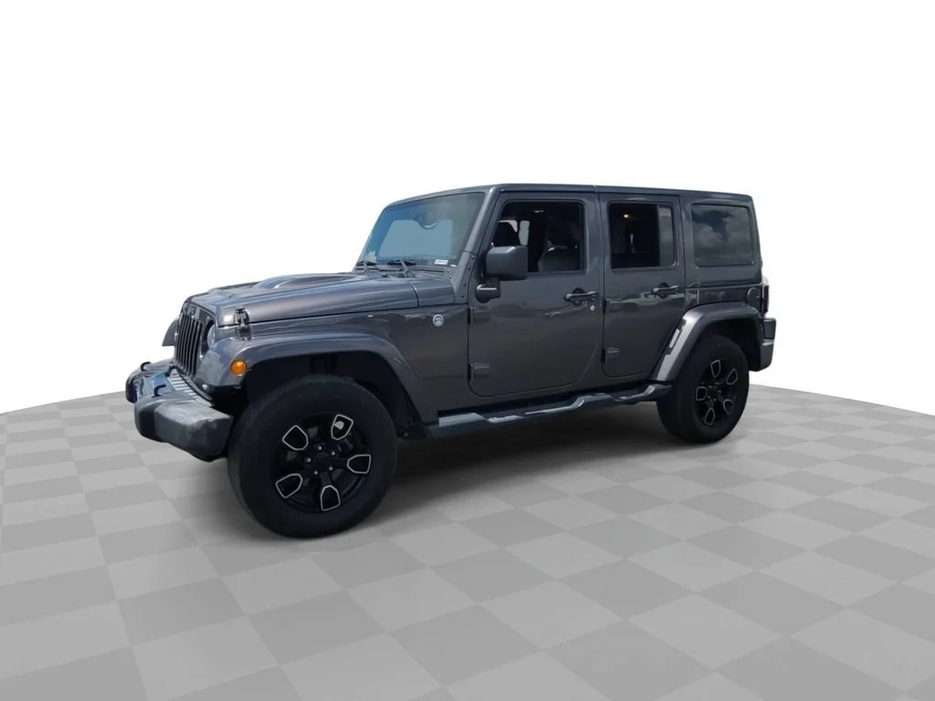 Used 2018 Gray Jeep Altitude 4x4 image 3