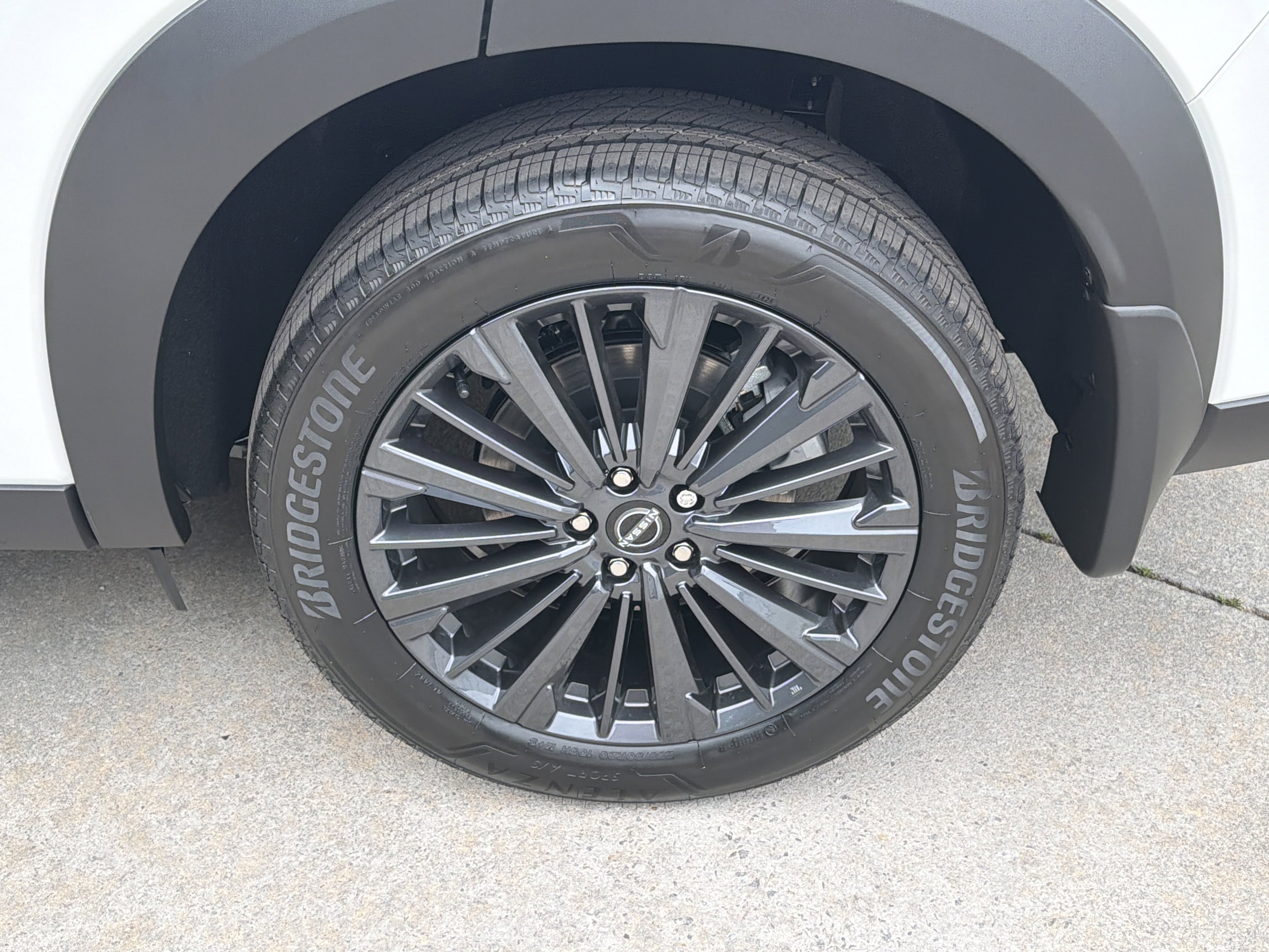 New 2026 Everest White Pearl Tricoat Nissan SL image 20