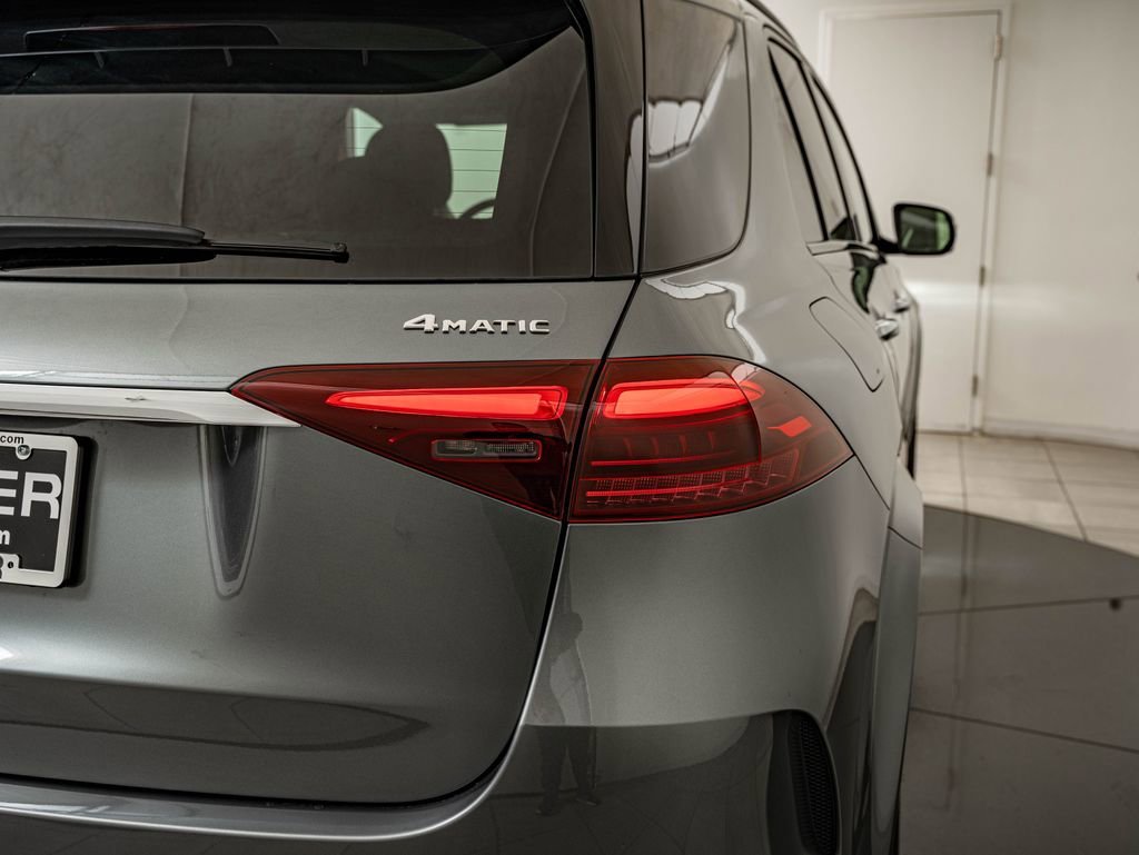 New 2026 Selenite Grey Metallic Mercedes-Benz GLE 450 image 9
