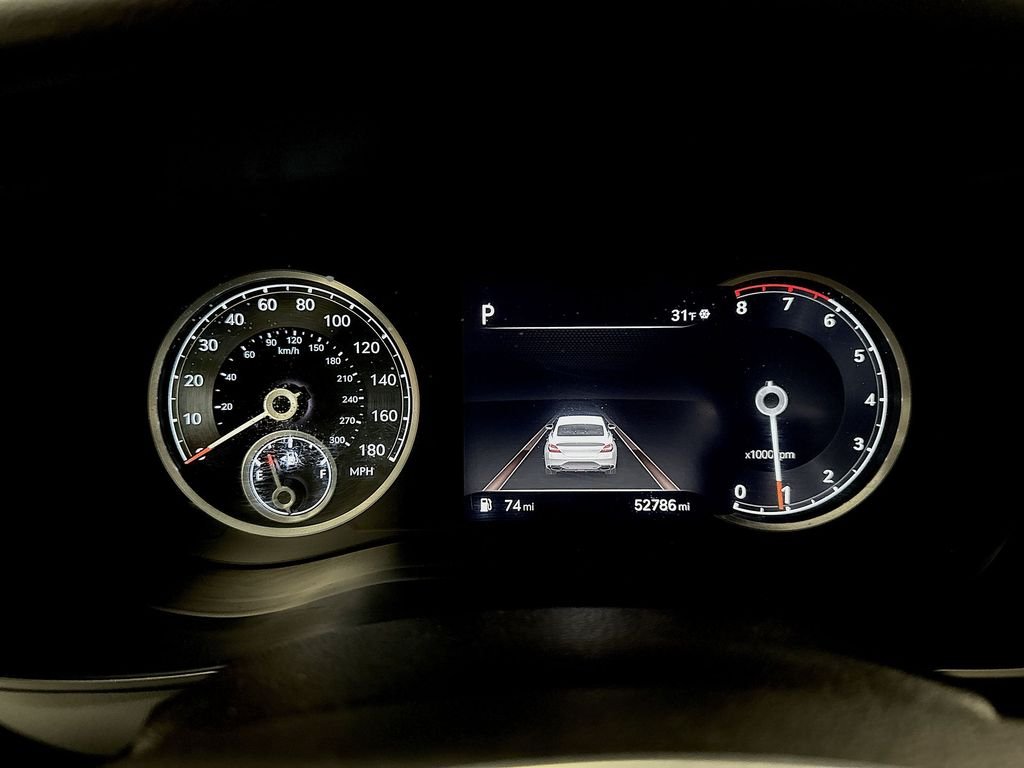 Used 2023 Silver Genesis 2.0T image 10