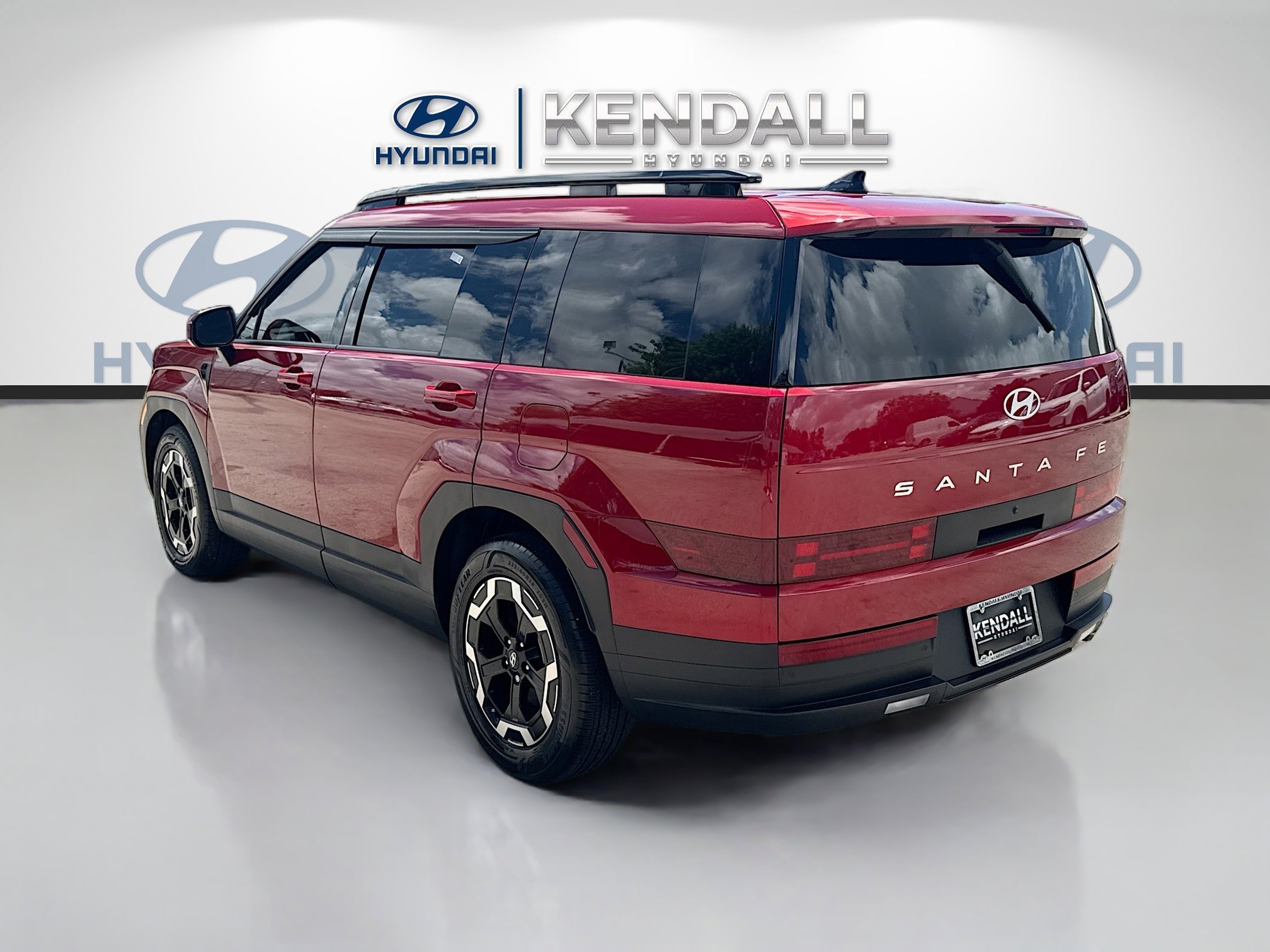 Used 2024 Ultimate Red Hyundai SEL image 4