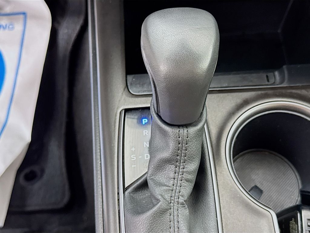 Used 2024 Ice Toyota SE image 20