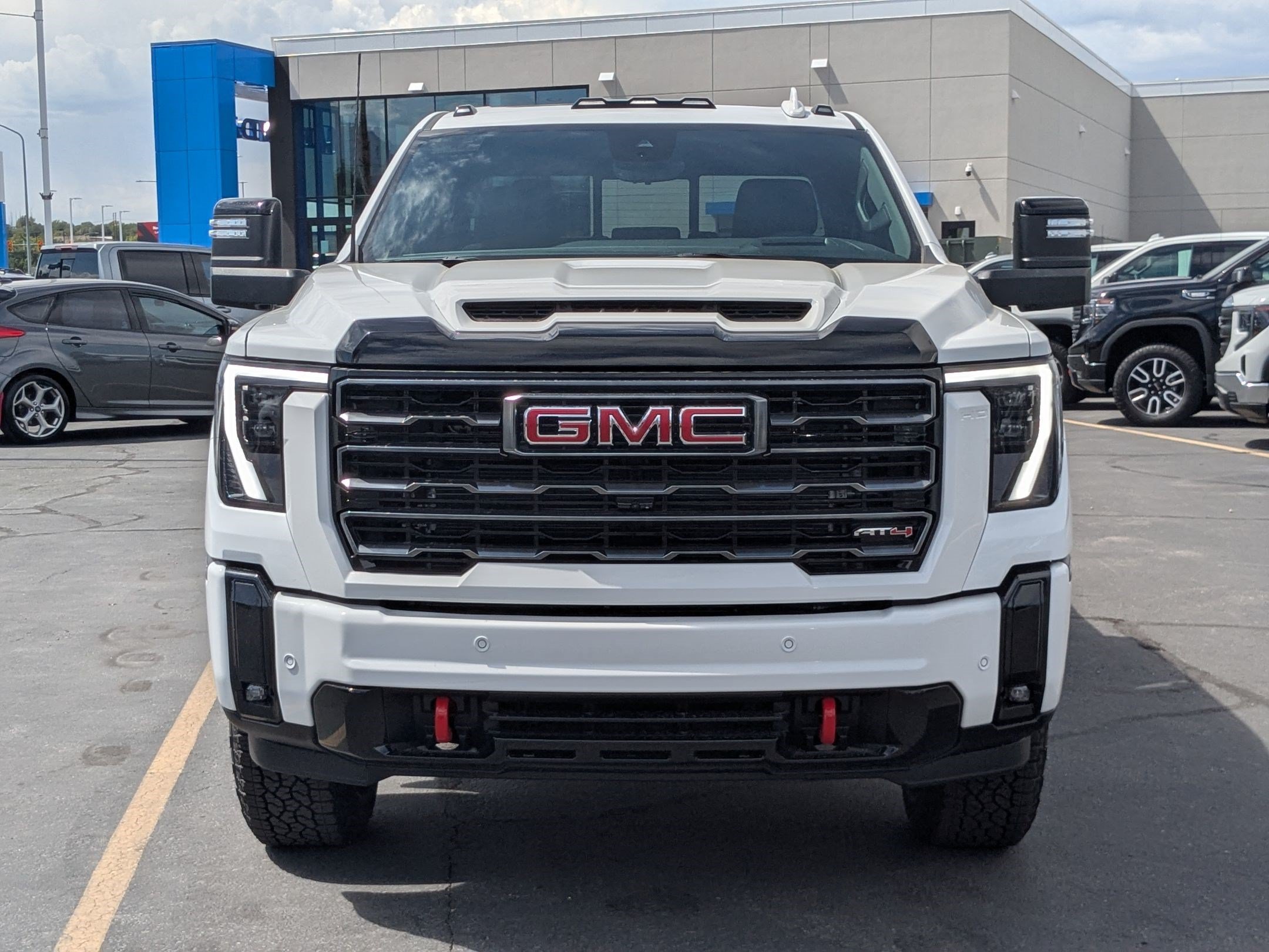 2026 GMC Sierra 3500HD AT4 - Photo 9