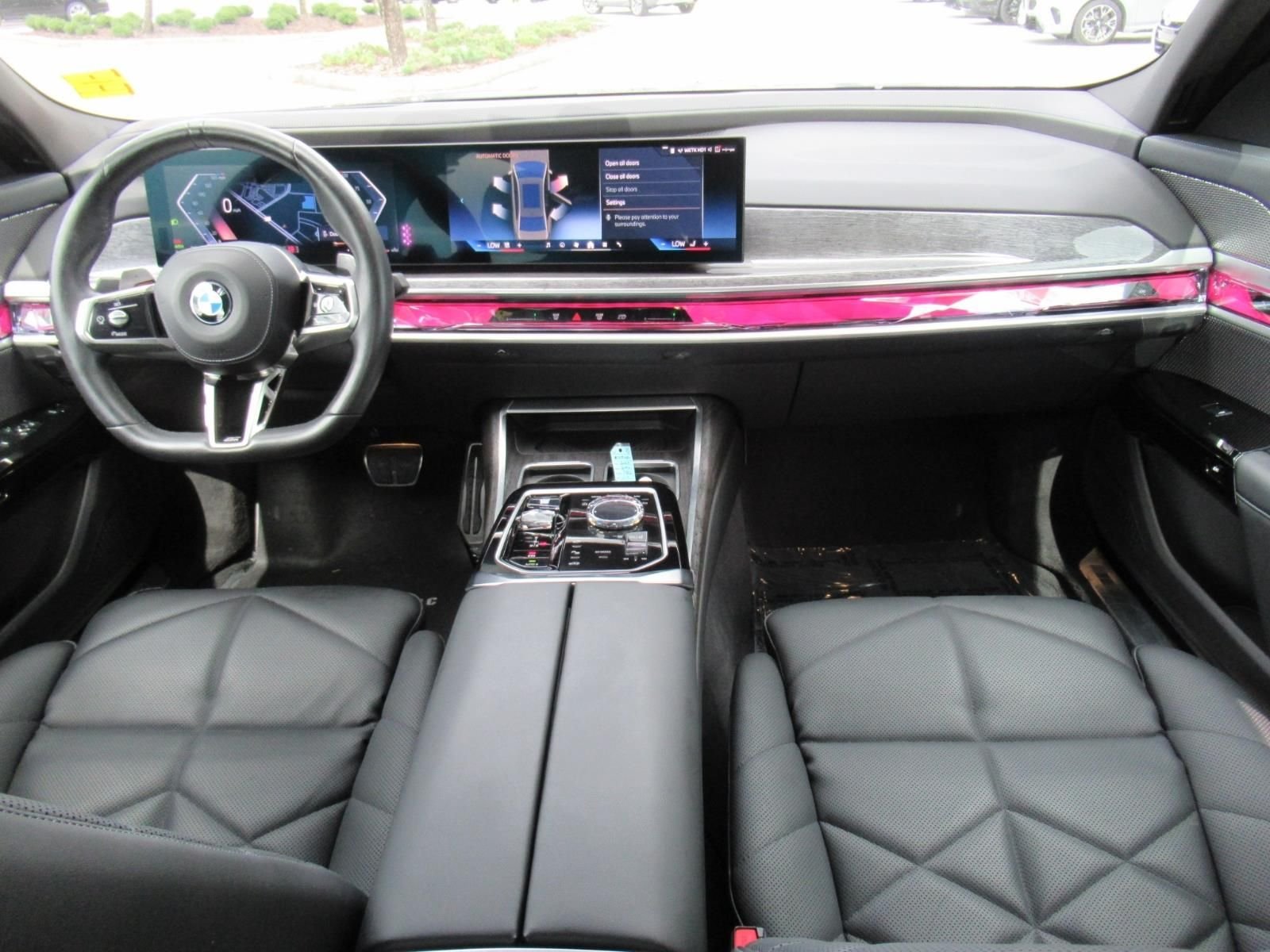 2023 BMW 7 Series 740i - Photo 12