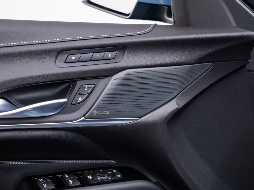 2024 Cadillac CT4 V-Series Blackwing - Photo 13