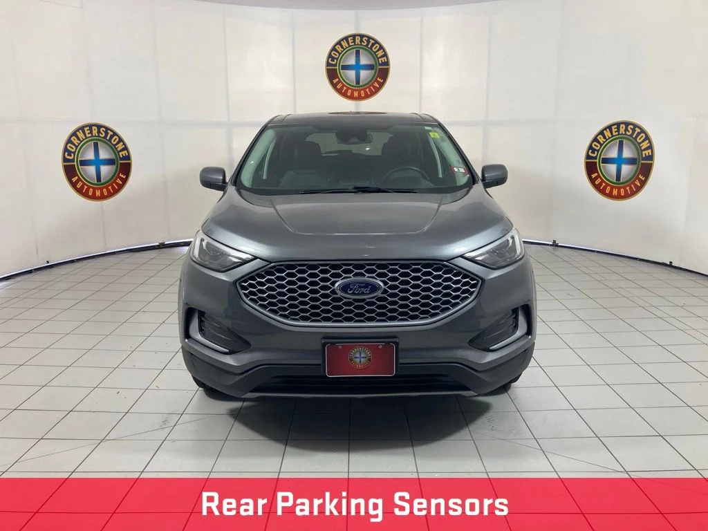 Used 2024 Gray Ford SEL image 16