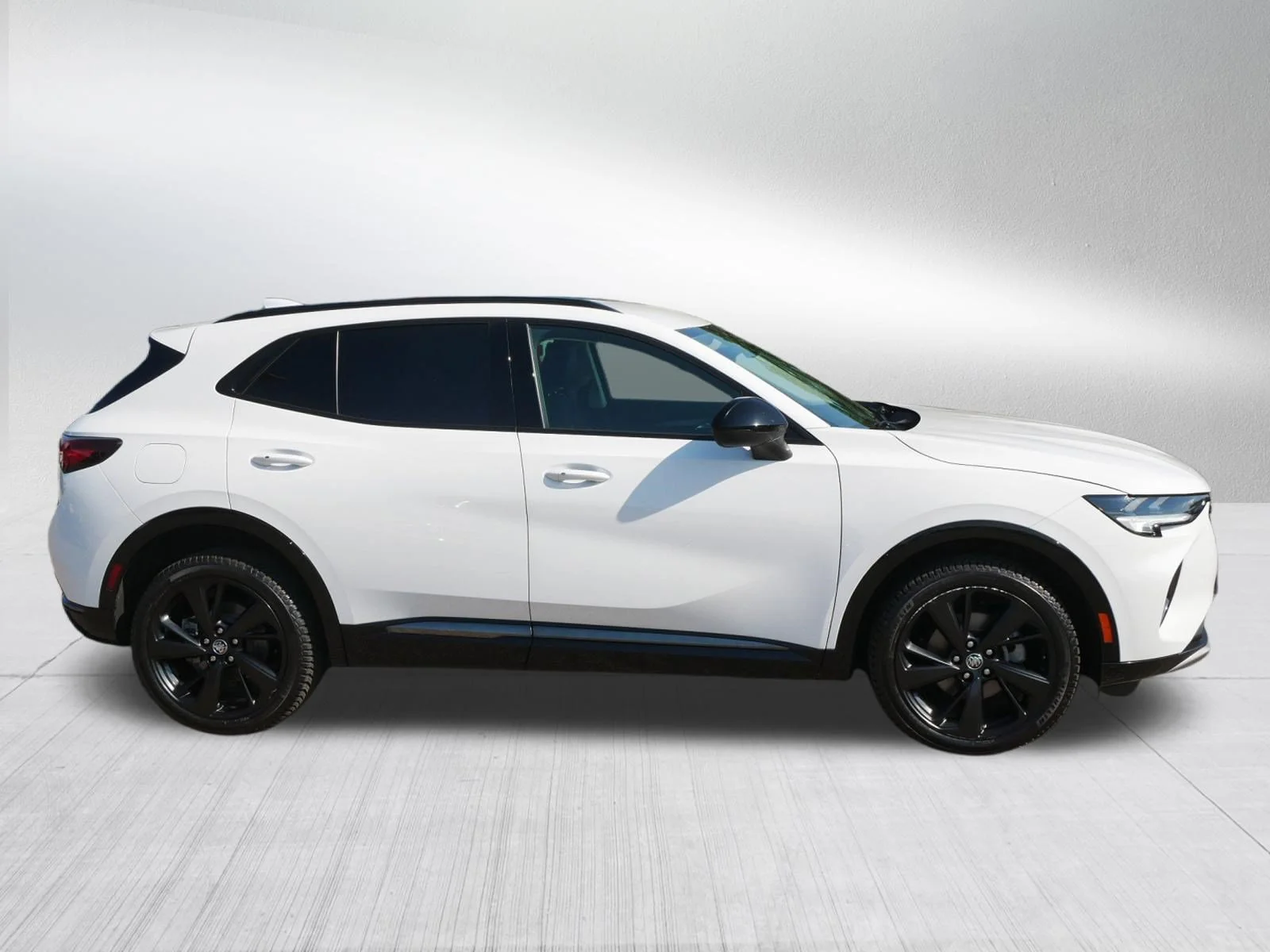 Certified Used 2022 Summit White Buick Preferred image 8