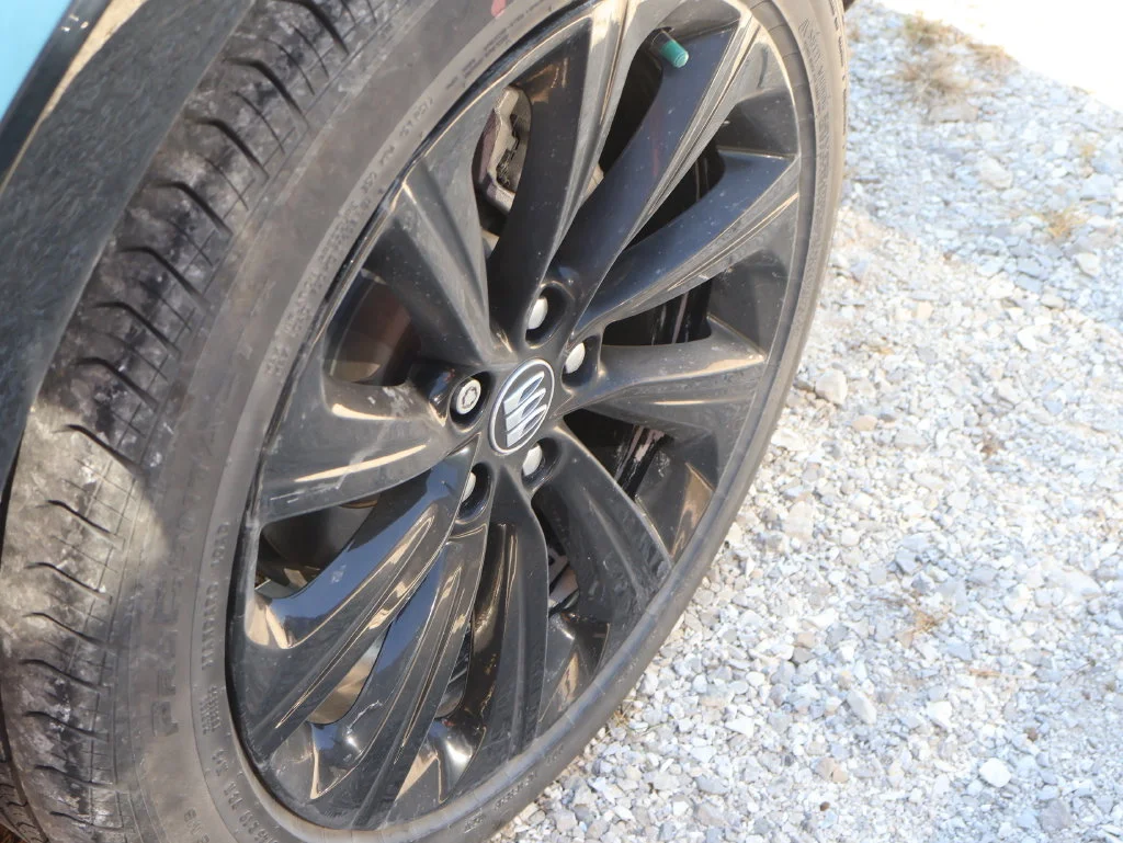 Used 2025 Blue Buick Sport Touring image 25