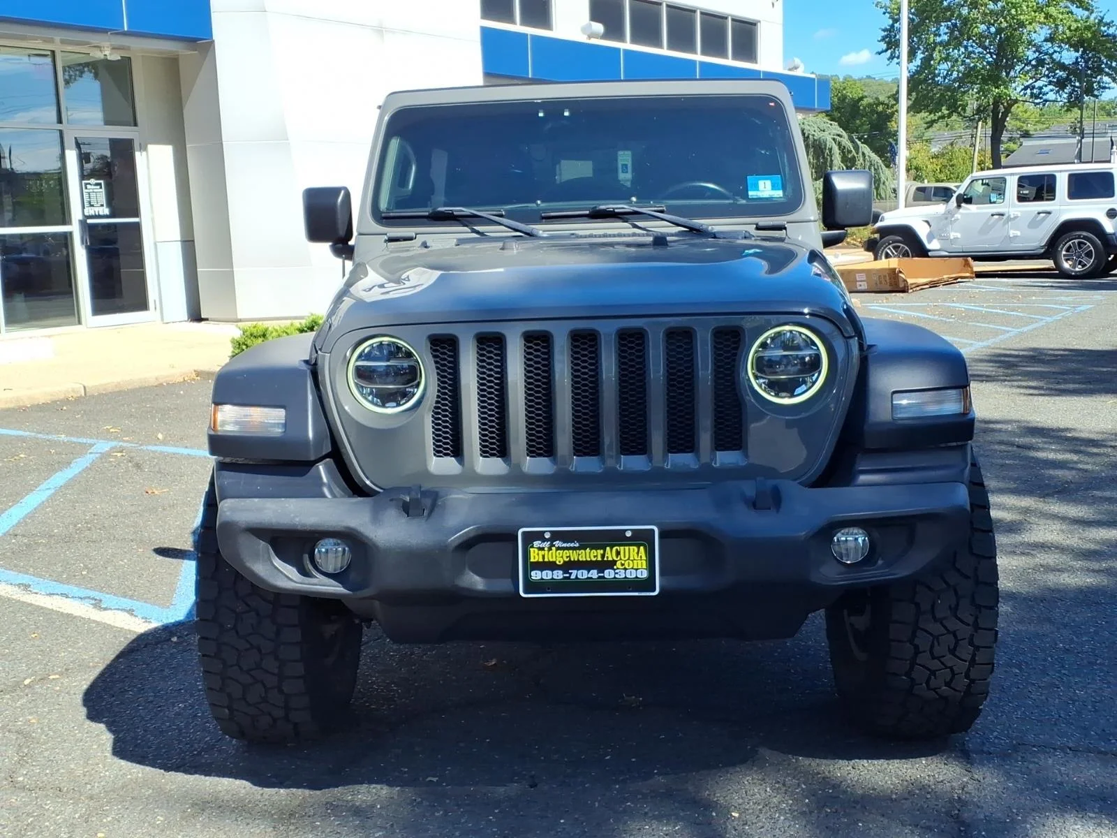 Used 2020 GRAY Jeep Sport S image 2