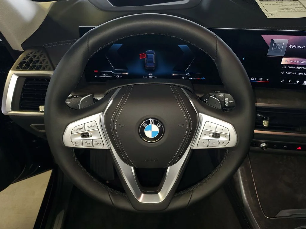 New 2026 Black Sapphire Metallic BMW xDrive40i image 19