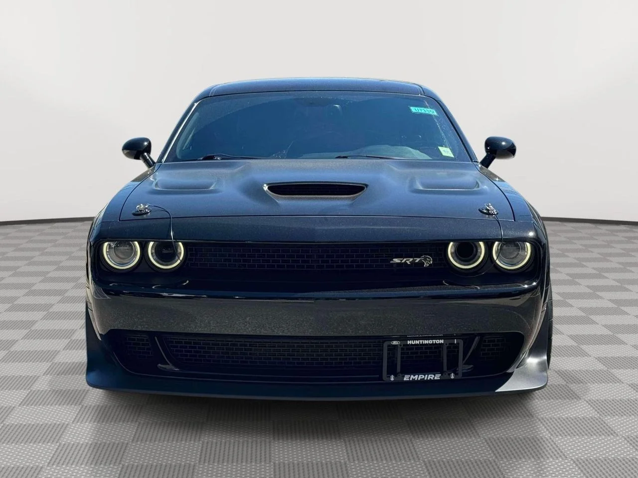 Used 2016 Pitch Black Clearcoat Dodge SRT Hellcat image 2