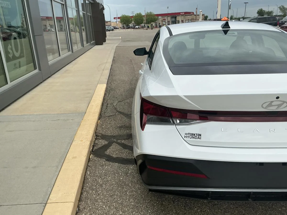 New 2026 White Hyundai Preferred image 36