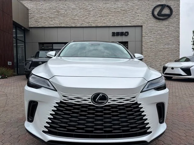 New 2026 Eminent White Pearl Lexus LUXURY image 3