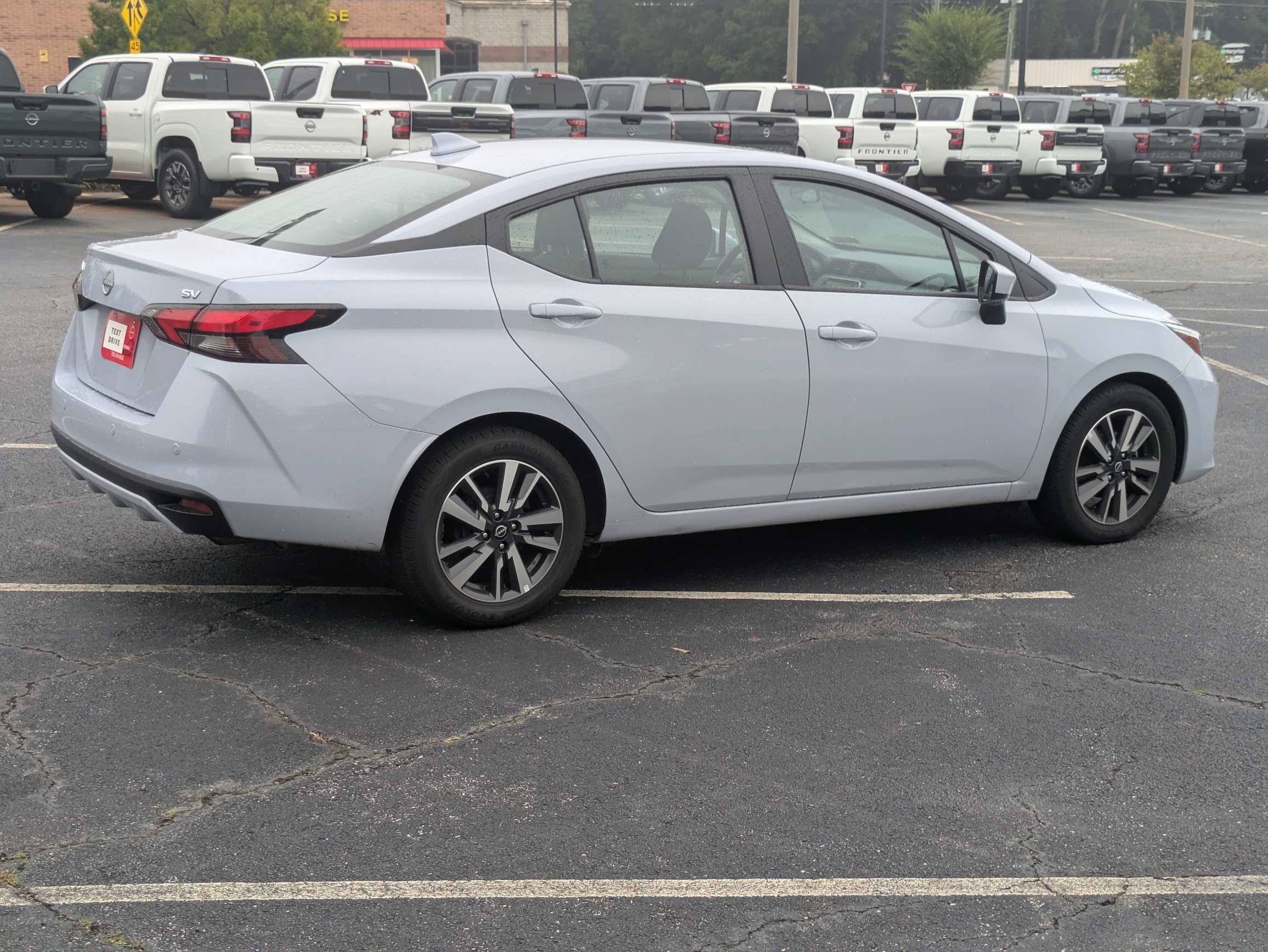 Used 2024 Gray Nissan 1.6 SV image 3
