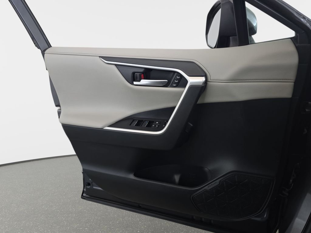 Used 2019 Gray Toyota Limited image 29