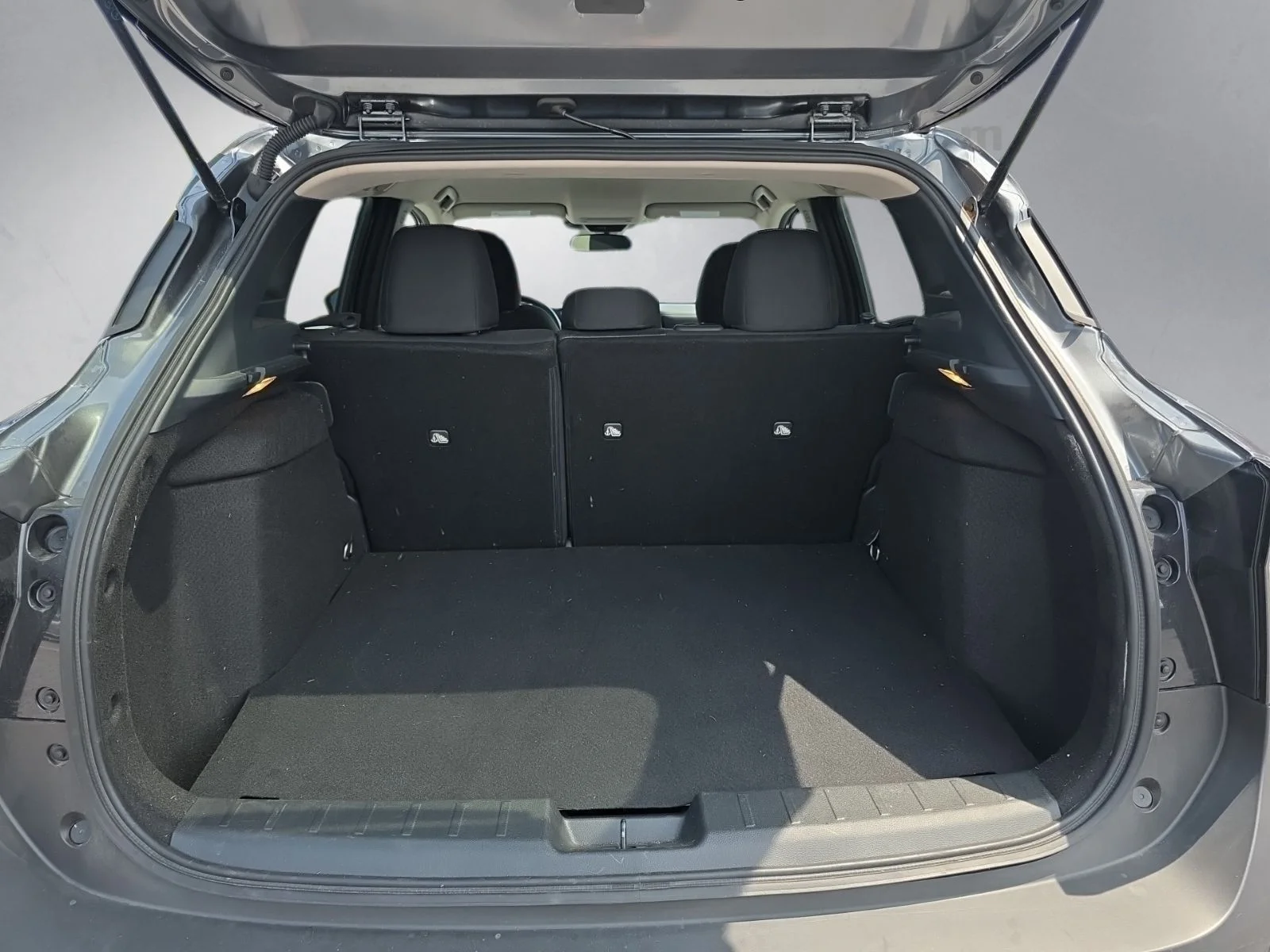 Used 2026 Gray Nissan SV image 28