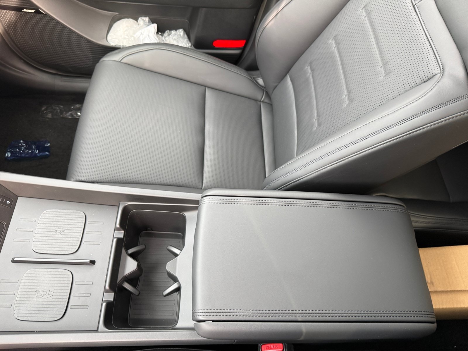 New 2026 Rockwood Green Hyundai Calligraphy AWD image 14