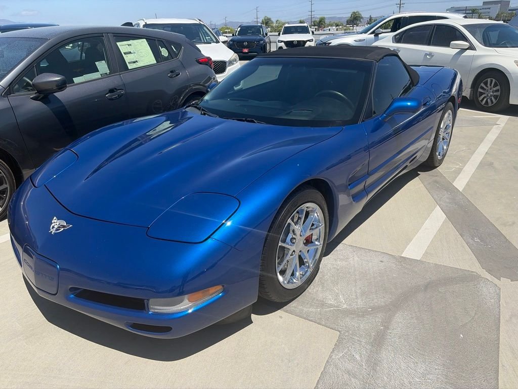 Used 2003 Electron Blue Metallic Chevrolet Base image 5
