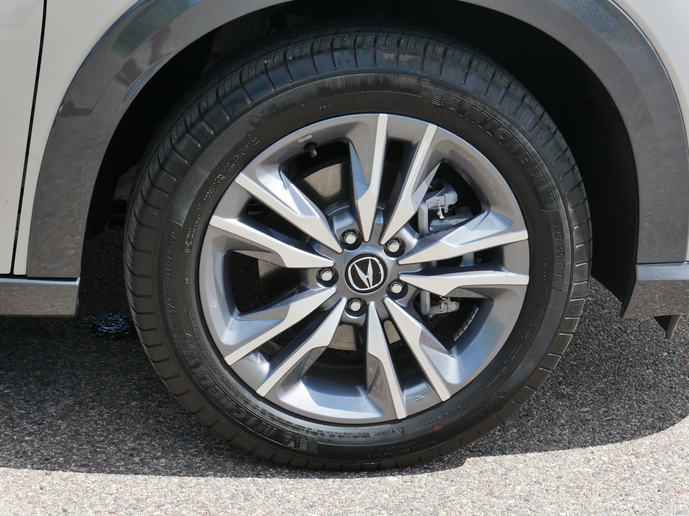 Used 2025 Solar Silver Metallic Acura FWD image 15