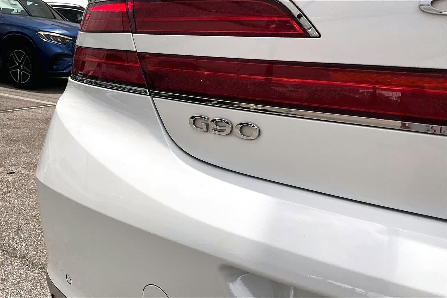 Used 2021 Uyuni White Genesis 5.0L Ultimate image 10