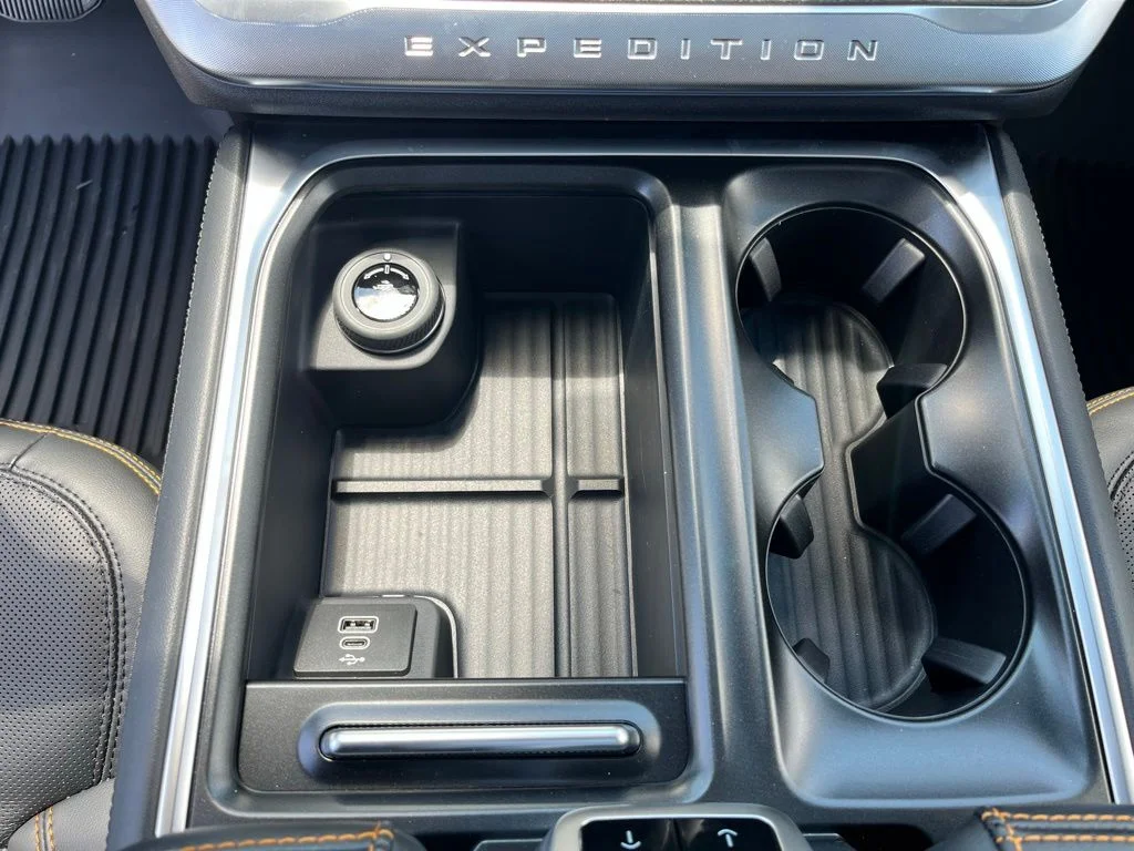 New 2026 White Ford Tremor image 19