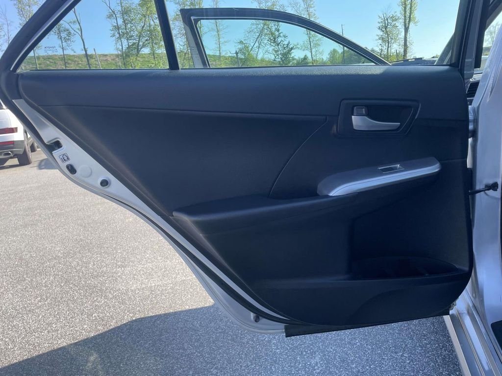 Used 2014 Toyota Camry SE with VIN 4T1BF1FK0EU386842 for sale in Fletcher, NC