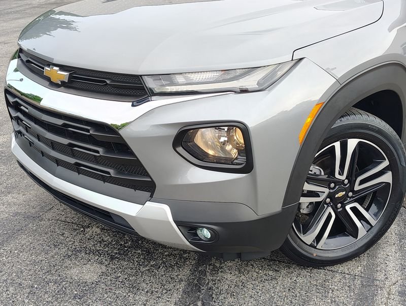 Used 2023 Gray Chevrolet LT image 2