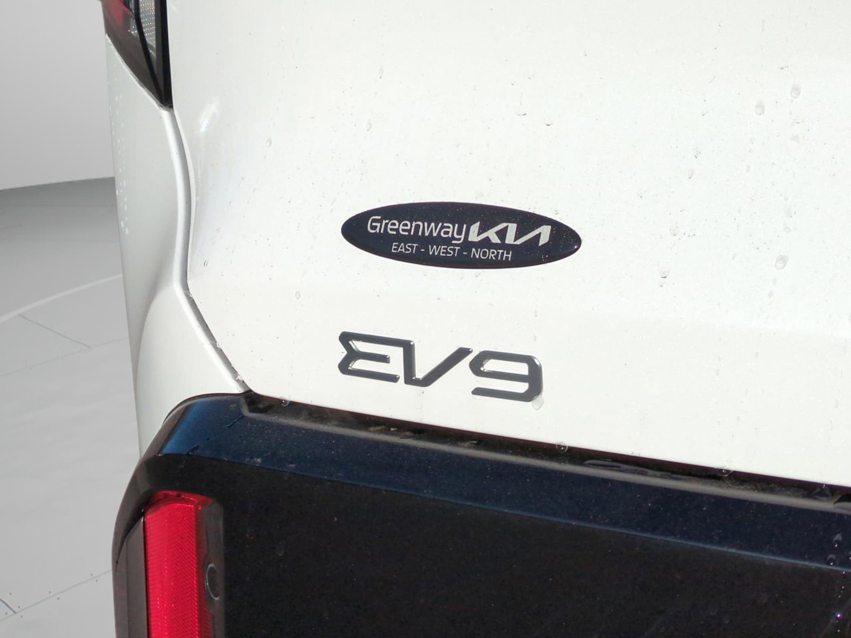 New 2026 Glacial White Pearl Kia GT-Line image 13