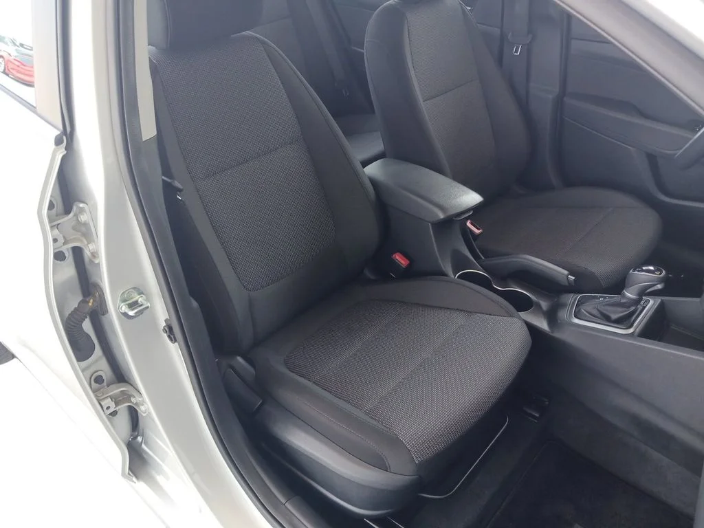 Used 2022 Silver Hyundai SEL image 26