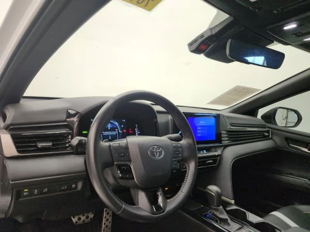 Used 2025 White Toyota SE image 12