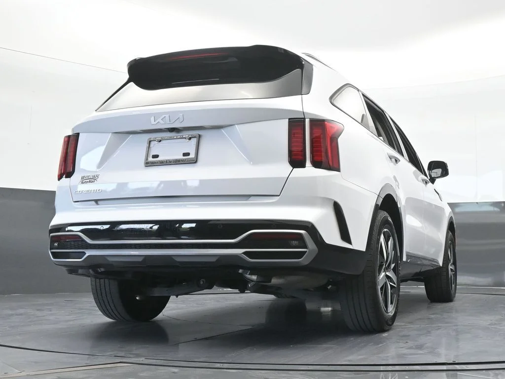 Used 2023 Glacial White Pearl Kia EX image 63