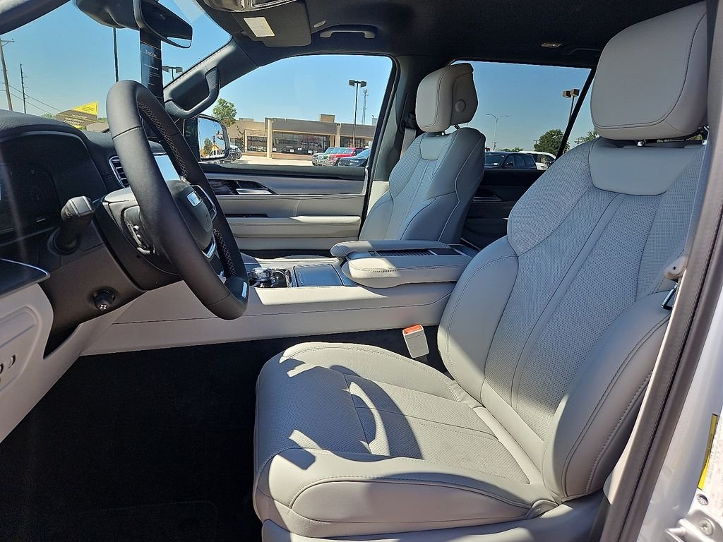 2025 Jeep Wagoneer Series I - Photo 15