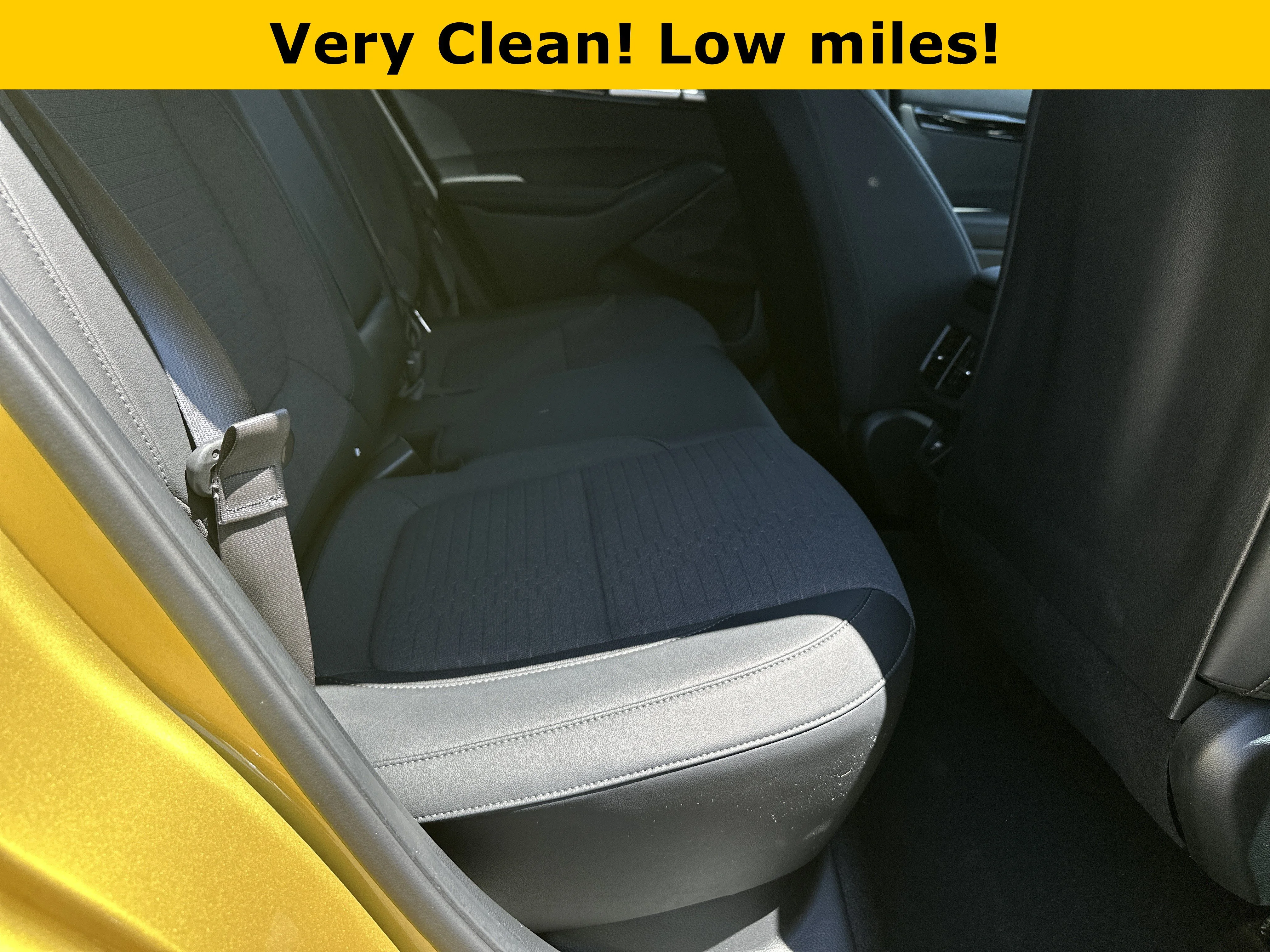 Used 2023 Starbright Yellow/Black Roof Kia Nightfall image 17