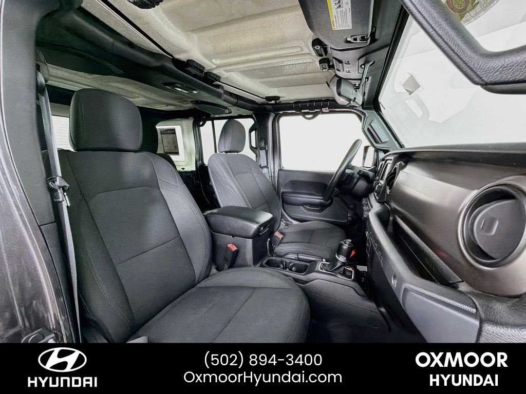 Used 2018 Granite Crystal Metallic Clearcoat Jeep Sport image 26