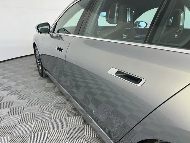 New 2024 Oxide Grey metallic BMW eDrive50 image 10