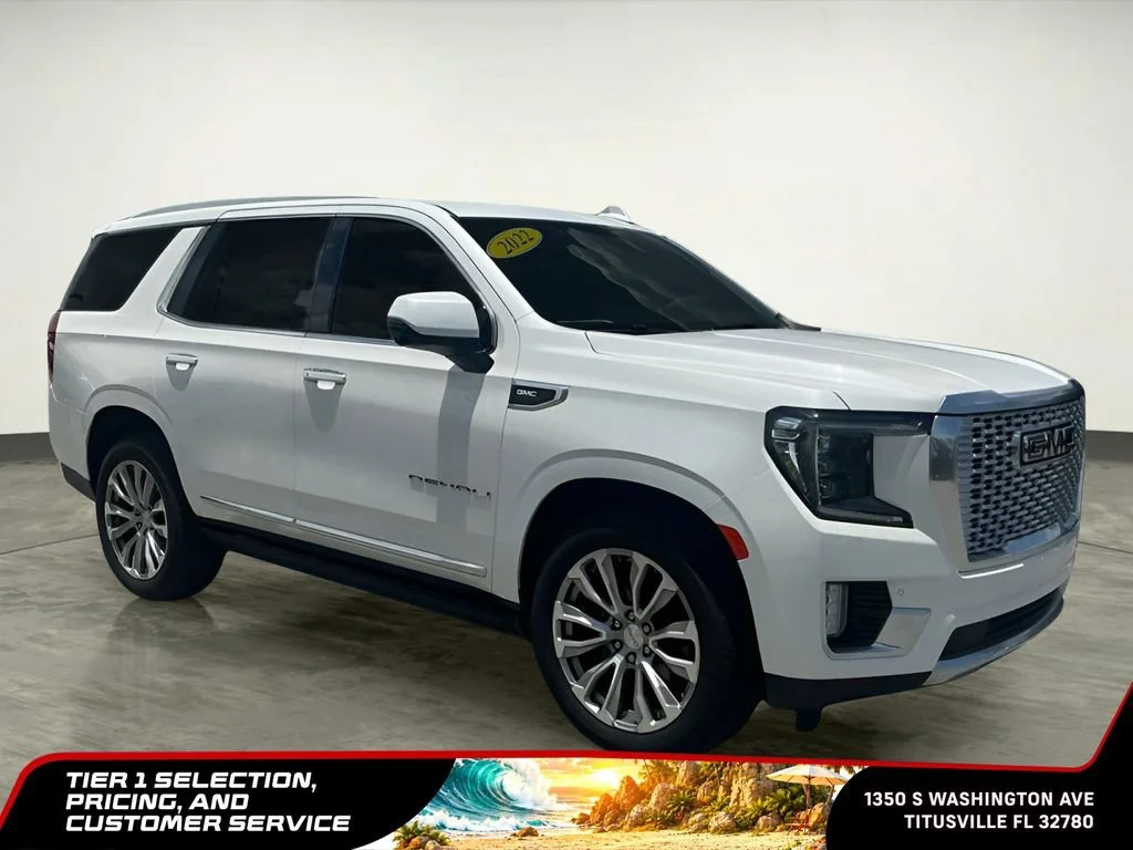 Used 2022 White Frost Tricoat GMC Denali image 13