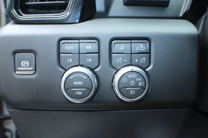 2026 GMC Sierra 1500 AT4 - Photo 7