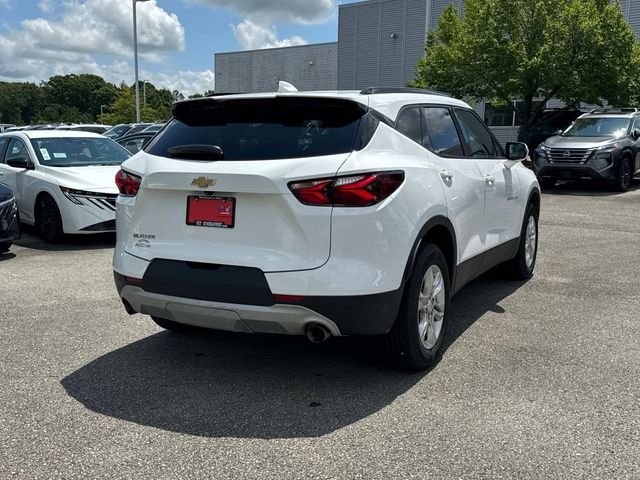 Used 2021 White Chevrolet LT image 4
