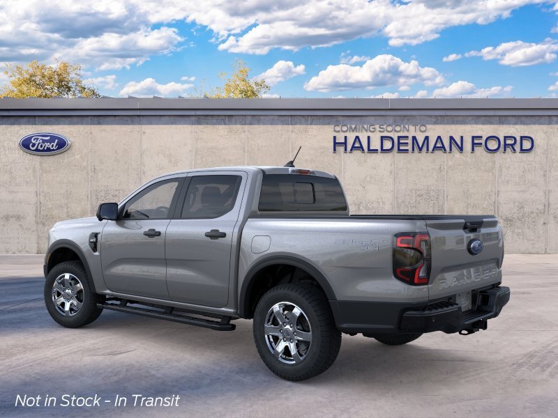 New 2026 Carbonized Gray Metallic Ford XLT image 4