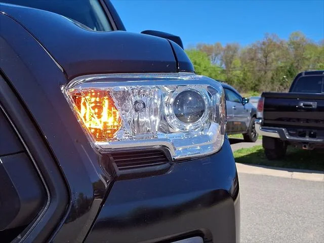 Certified Used 2023 BLACK Toyota  image 12