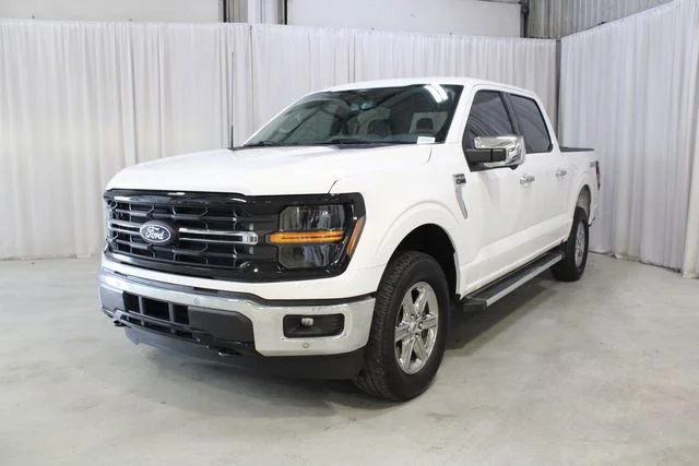 Used 2024 White Ford XLT image 36