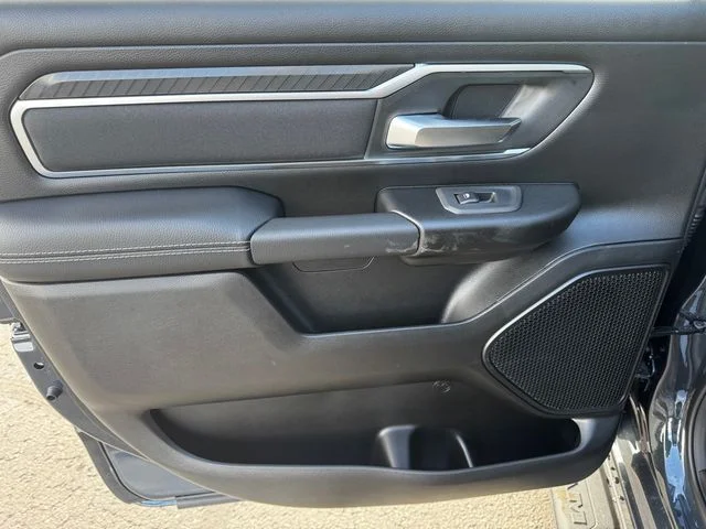 New 2026 Forged Blue Metallic Exterior Paint RAM BIG HORN image 17