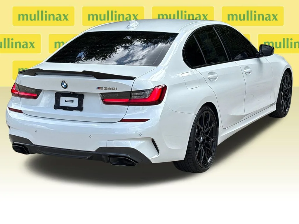 Used 2022 White BMW M340i image 4