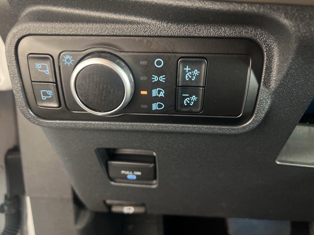 Used 2024 Oxford White Ford Wildtrak image 15