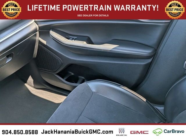 Used 2023 Silver Jeep Altitude image 17
