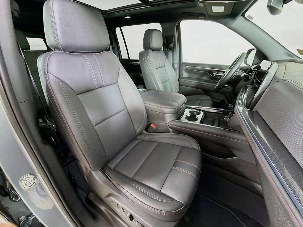 Used 2026 Sterling Gray Metallic Chevrolet RST image 27