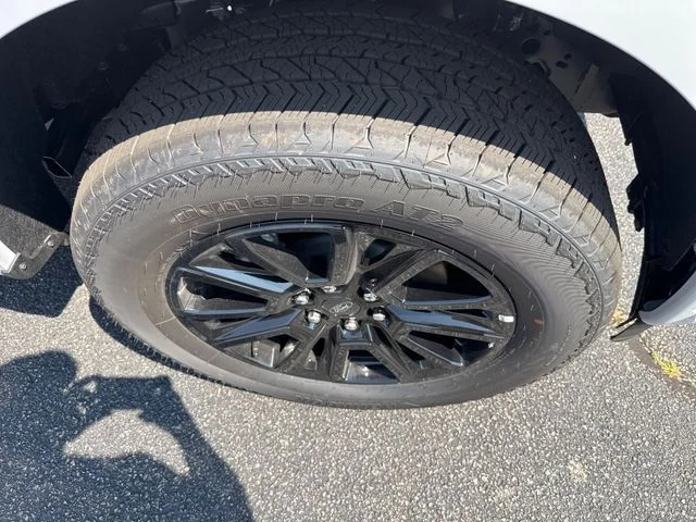 New 2026 Avalanche Ford Platinum® image 15