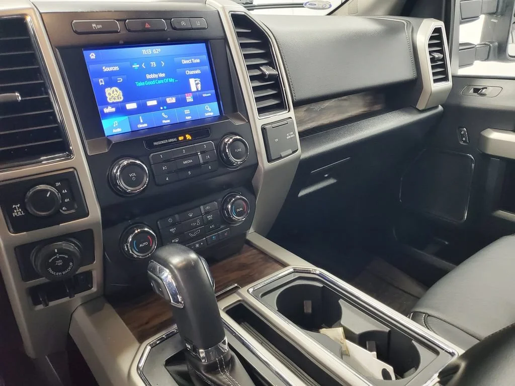 Used 2020 White Ford XL image 19
