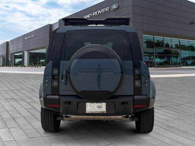 Certified Used 2026 Blue Land Rover X-Dynamic SE image 4